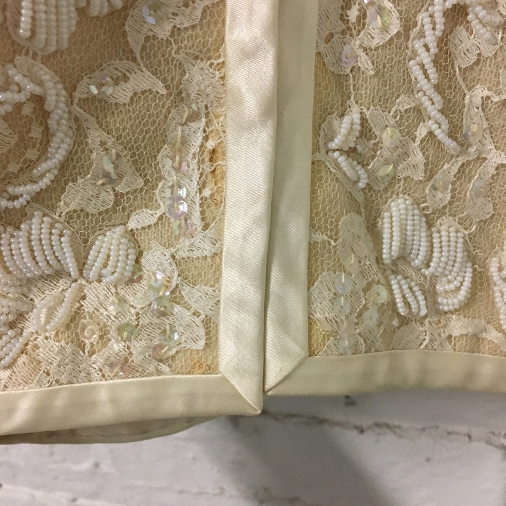 Embroidered Lace Cardigan - Picture 7 of 10